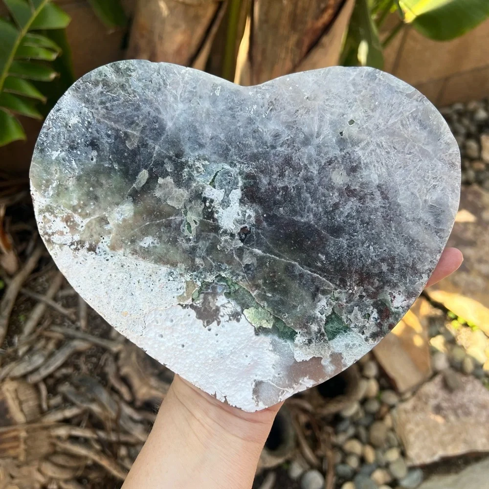 Amethyst Zeolite Flower Amethyst Crystal Heart - Picture 7 of 7